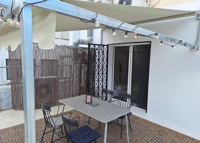 Ermou Studio Apartment